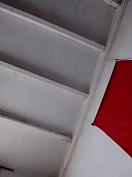 Themaskedgirl21 online show from January 17, 2026, 11:47 am