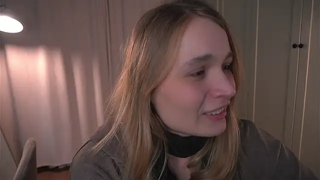 lisa schiele online show from January 13, 2026, 8:13 pm