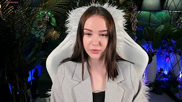 MarySparkle online show from November 14, 2025, 3:32 am