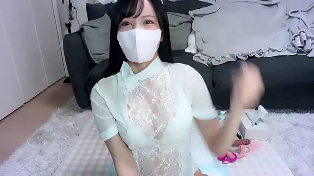 Snapshot of moemilk chatting on September 17, 2025, 1:24 pm moemilk online show from September 17, 2025, 1:24 pm