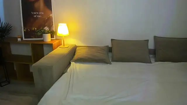 Snapshot of Elina_Star chatting on October 9, 2025, 12:38 pm Elina Star online show from October 9, 2025, 12:38 pm