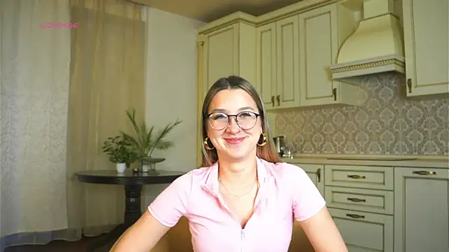 DarelleFaux online show from October 11, 2025, 3:29 am