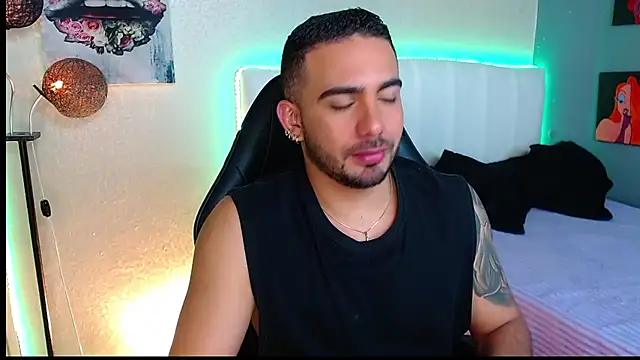 Snapshot of adamhairy chatting on May 26, 2026, 7:45 pm adamhairy online show from May 26, 2026, 7:45 pm