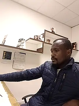 TPNUTS online show from October 29, 2025, 7:18 am