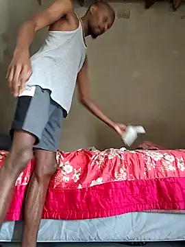 TPNUTS online show from October 19, 2025, 10:51 am