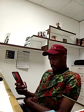 TPNUTS online show from September 12, 2025, 10:37 am