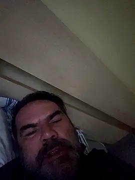 Nesch82 online show from March 25, 2026, 5:07 am