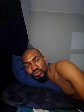 mojaymort online show from October 11, 2025, 9:38 pm