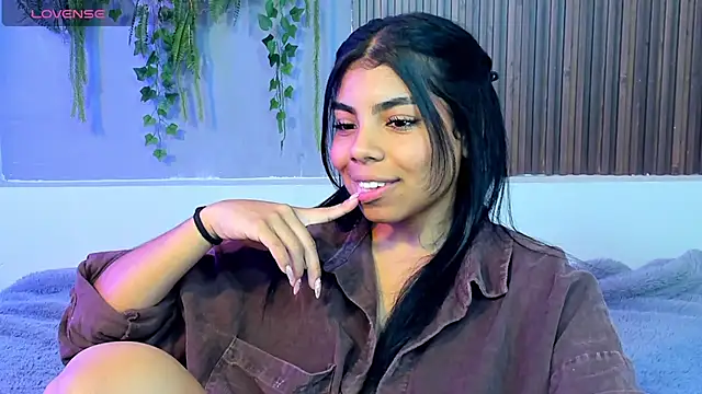 Dakotaferreti online show from October 7, 2025, 8:43 pm