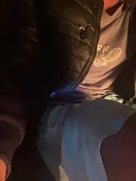 Snapshot of ParousFlow chatting on January 31, 2026, 11:36 pm ParousFlow online show from January 31, 2026, 11:36 pm