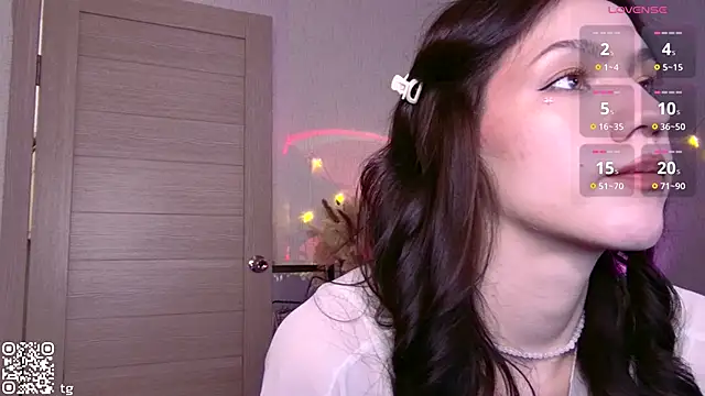 Snapshot of KendalHottt chatting on December 5, 2025, 3:27 am KendalHottt online show from December 5, 2025, 3:27 am