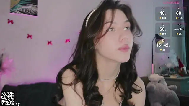 Snapshot of KendalHottt chatting on January 11, 2026, 3:35 am KendalHottt online show from January 11, 2026, 3:35 am