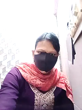 varnika online show from November 9, 2025, 8:40 am