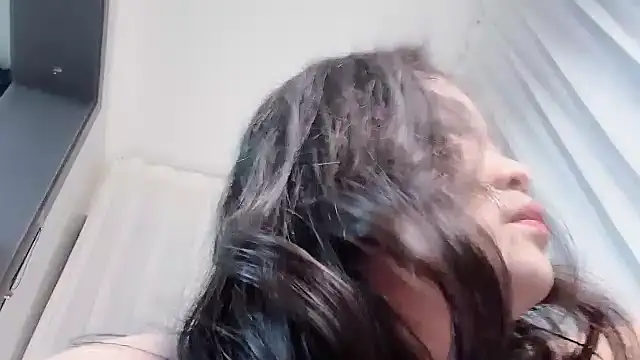 B-Yaya online show from April 22, 2026, 2:24 pm