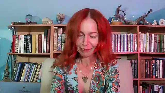 Foxilady357 online show from June 19, 2026, 1:39 pm