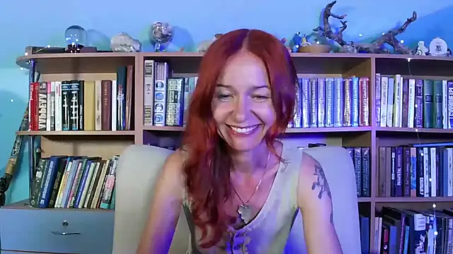 Foxilady357 online show from July 11, 2026, 1:33 pm