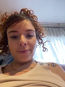 Snapshot of haally-mll chatting on February 17, 2026, 9:45 pm haally-mll online show from February 17, 2026, 9:45 pm