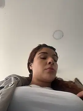 Snapshot of haally-mll chatting on February 27, 2026, 2:06 pm haally-mll online show from February 27, 2026, 2:06 pm