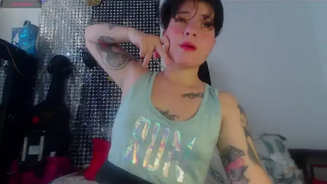 Mitsuha gate online show from October 23, 2025, 2:38 pm