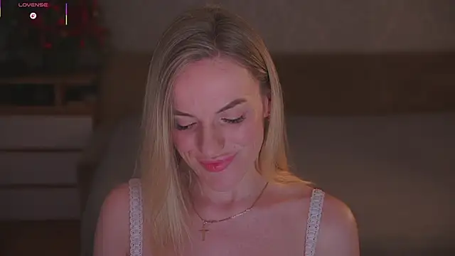 Snapshot of Vanille_Mystery chatting on January 7, 2026, 1:54 am Vanille Mystery online show from January 7, 2026, 1:54 am