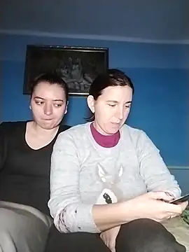 Viktoriia27 online show from December 20, 2025, 1:03 pm