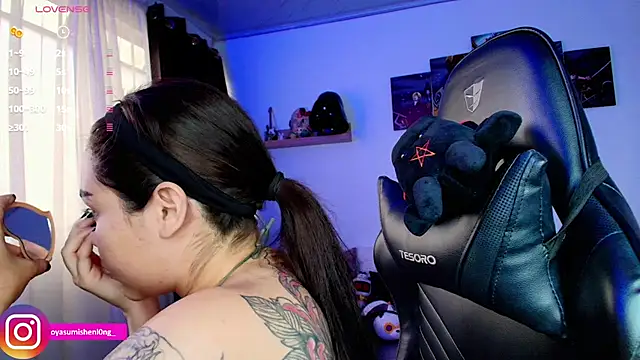 Nicorobinn online show from April 10, 2026, 9:44 pm