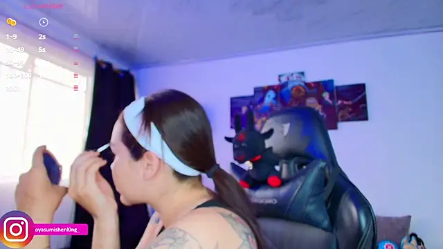 Snapshot of Nicorobinn chatting on March 3, 2026, 9:33 pm Nicorobinn online show from March 3, 2026, 9:33 pm