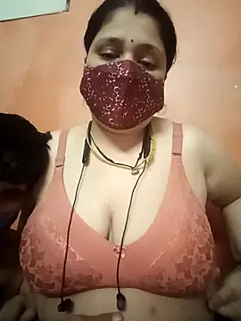 Snapshot of Kaja1919 chatting on October 29, 2025, 10:09 pm Kaja1919 online show from October 29, 2025, 10:09 pm