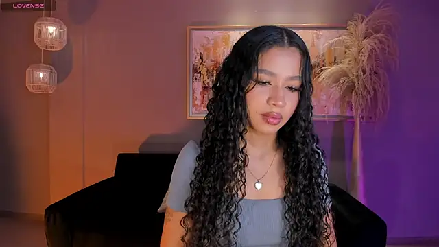 SophieHouston  online show from November 29, 2025, 3:50 am