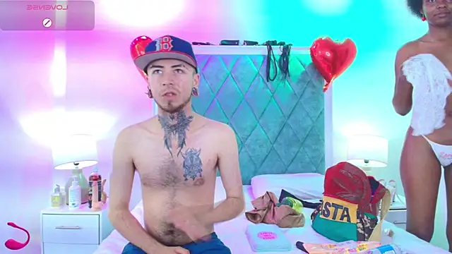 Asha zuri and adam online show from October 1, 2025, 12:42 pm