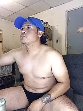 Snapshot of guscab69 chatting on November 19, 2025, 4:34 am guscab69 online show from November 19, 2025, 4:34 am