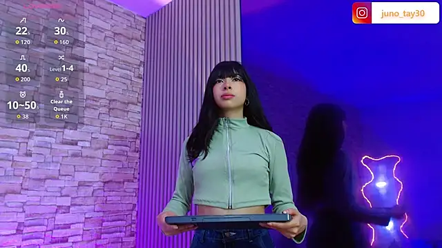 juno tay online show from September 16, 2025, 7:04 pm