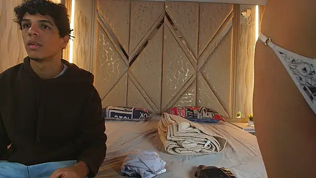 Hotcouple 222 online show from March 23, 2026, 7:25 pm