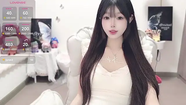 -EEBABY online show from November 15, 2025, 3:21 am