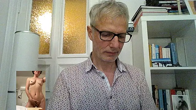 SexyLeon8 online show from February 17, 2025, 9:21 pm