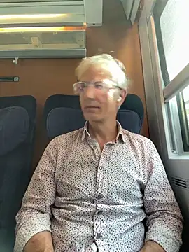 SexyLeon8 online show from September 23, 2025, 9:49 am