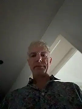 SexyLeon8 online show from November 16, 2025, 9:03 am