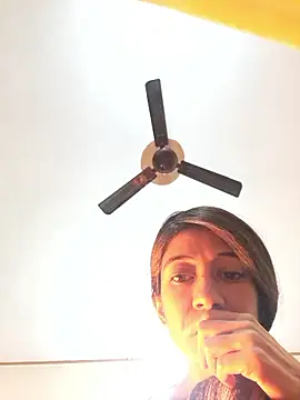 babe jasmine online show from January 10, 2026, 4:52 am