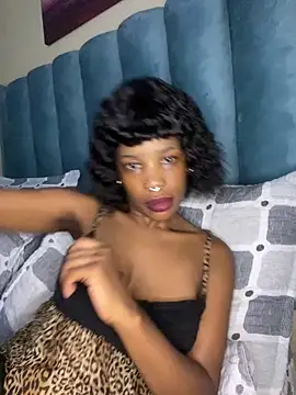 Snapshot of Caramel_Mellow chatting on February 6, 2026, 2:51 am Caramel Mellow online show from February 6, 2026, 2:51 am