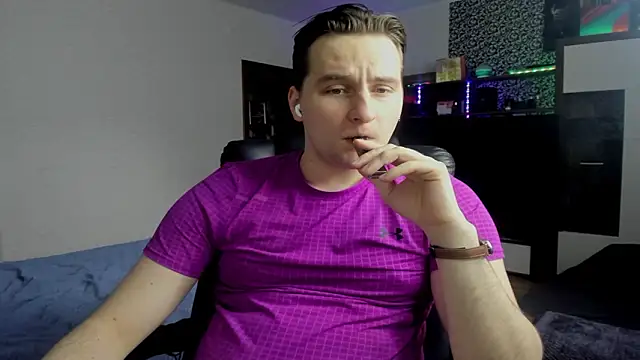 romiosabrino online show from March 7, 2026, 2:33 pm