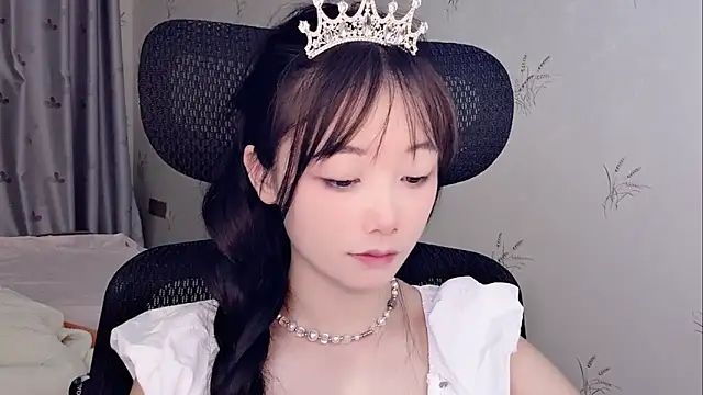puppy-999 online show from June 5, 2026, 2:01 pm