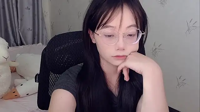 puppy-999 online show from June 11, 2026, 2:25 pm