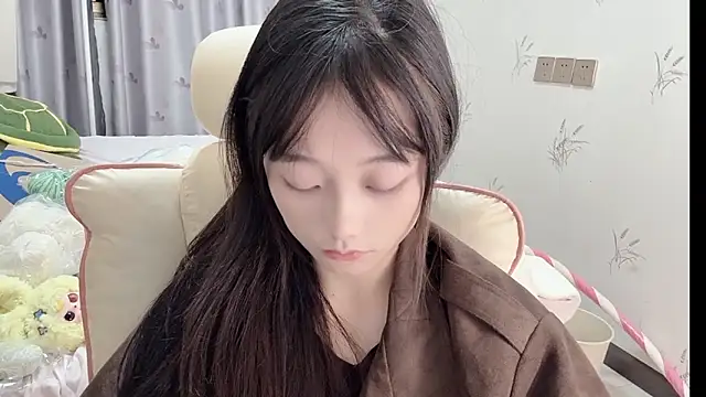 puppy-999 online show from November 21, 2025, 1:32 pm