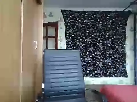 chiraq1945 online show from October 27, 2025, 7:20 am