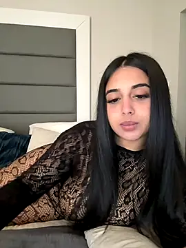 LilMisIndianx online show from December 15, 2025, 12:00 pm