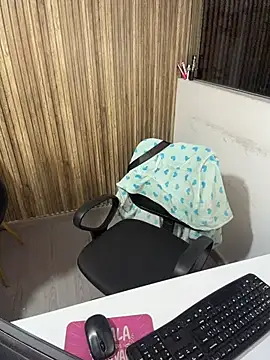 Adaara Rey online show from February 14, 2026, 11:49 pm