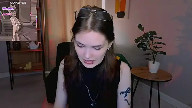 Dilara xBaby online show from March 18, 2026, 2:08 pm