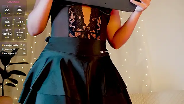 Snapshot of Im_Ana_ chatting on November 18, 2025, 2:59 am Im Ana online show from November 18, 2025, 2:59 am