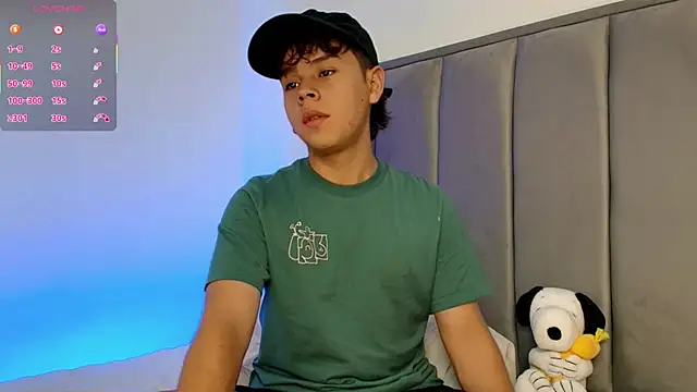 Snapshot of nico_leroy chatting on October 8, 2025, 10:43 pm nico leroy online show from October 8, 2025, 10:43 pm