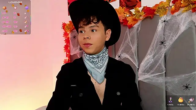 Snapshot of nico_leroy chatting on October 19, 2025, 7:49 pm nico leroy online show from October 19, 2025, 7:49 pm